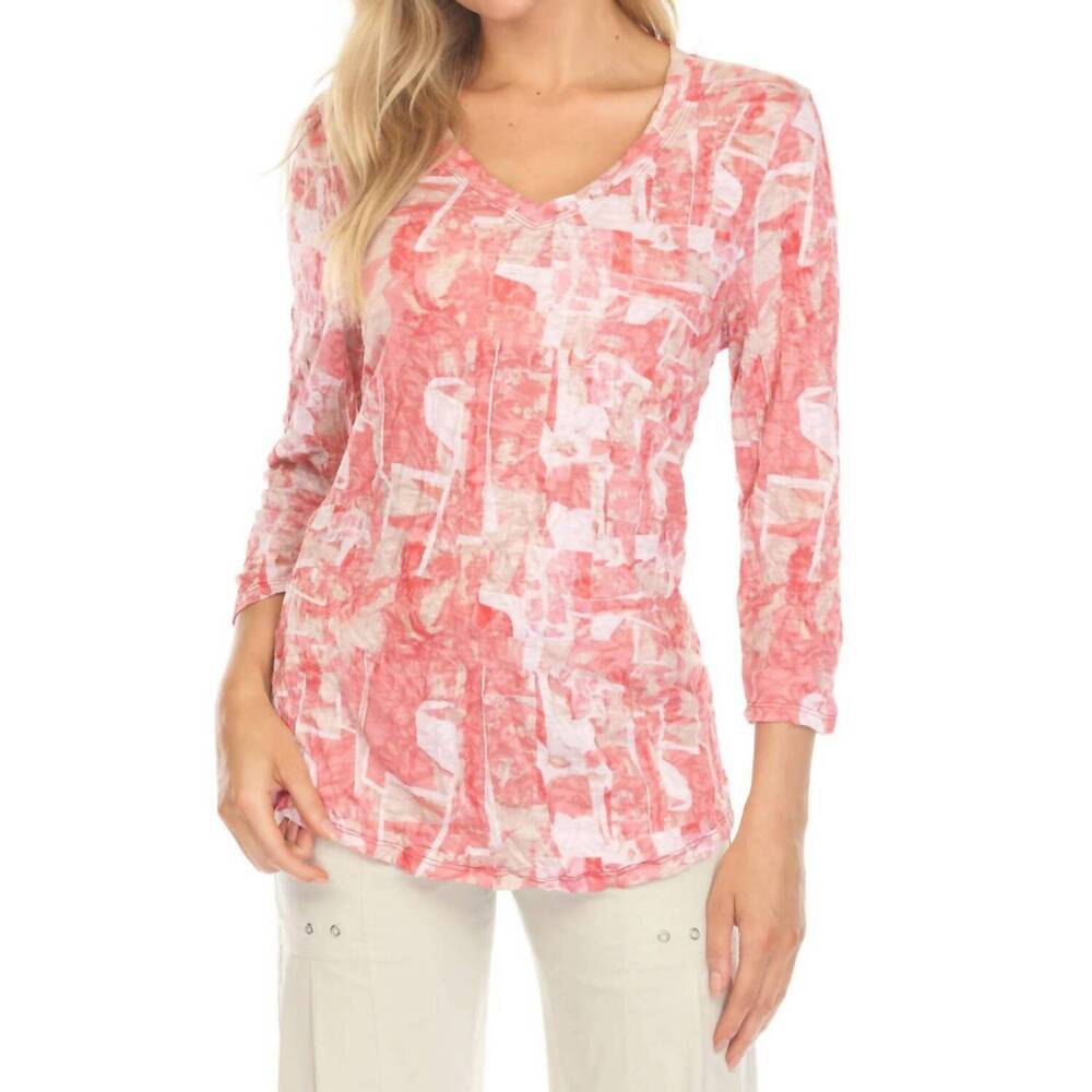 NEW CARINE 3/4 length sleeves v-neck top in coral mosaic - Picture 2 of 7